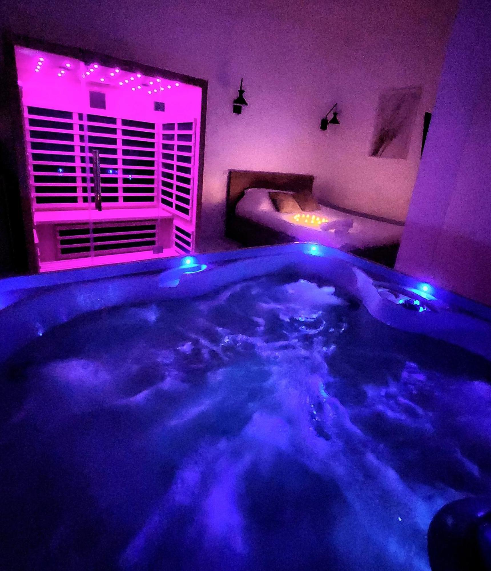 Love Room Jacuzzi Sauna Privatif มาร์กเซย ภายนอก รูปภาพ